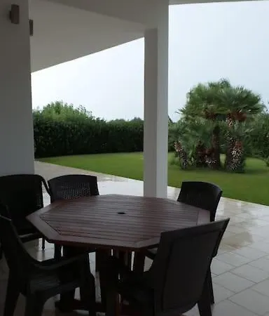 Alessandra فيلة *