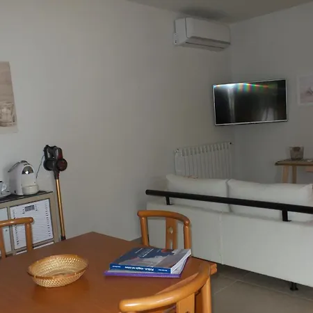 Alessandra فيلة *